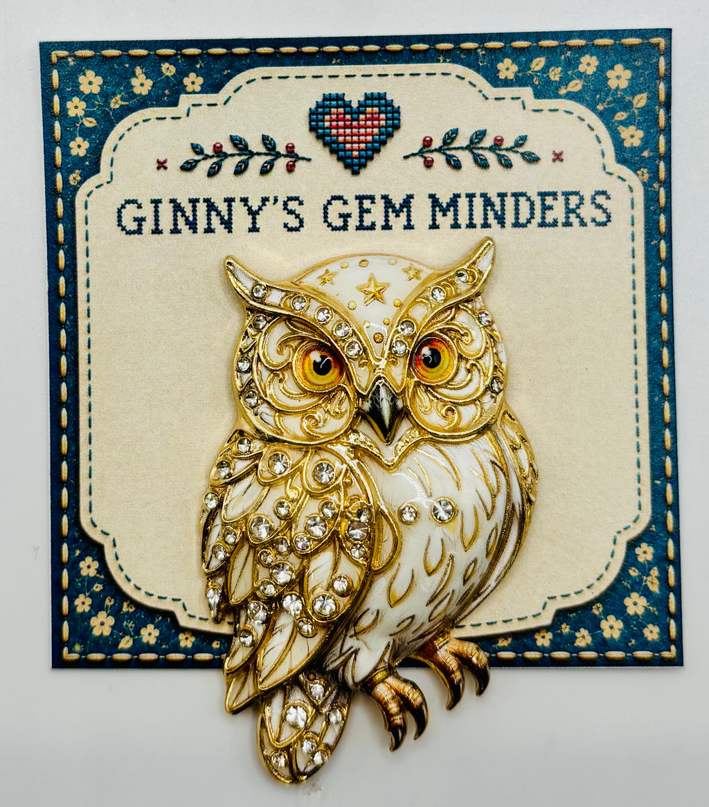 Gorgeous Cream and Gold Owl with Crystals Needle Minder