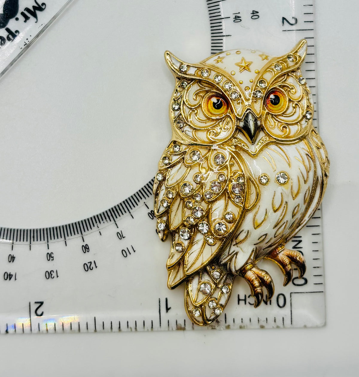 Gorgeous Cream and Gold Owl with Crystals Needle Minder