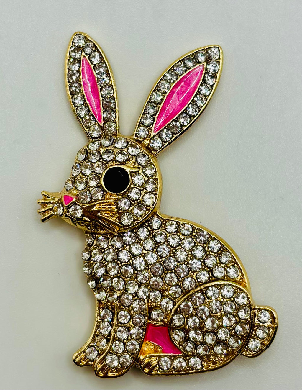 Gorgeous Crystal Bunny Rabbit Needle Minder on white background