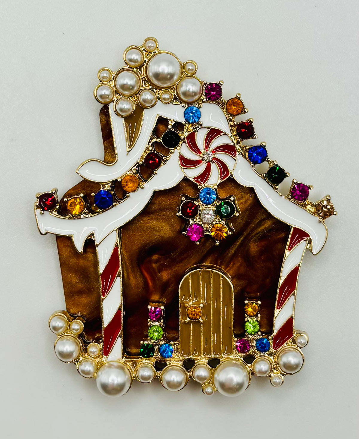 Stunning Crystal Gingerbread House Needle Minder on white background