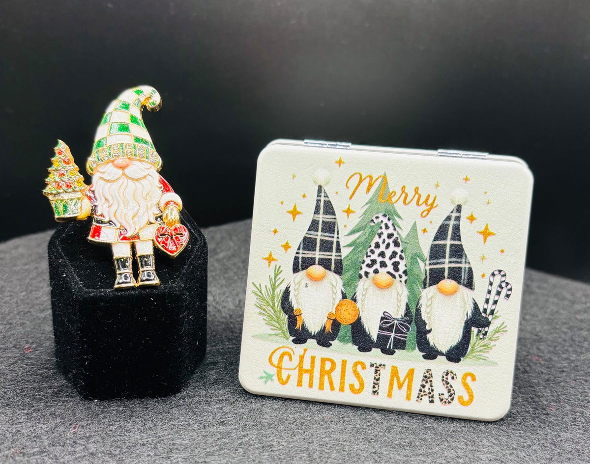 Christmas gnome bead case paired with a green-hat gnome needle minder