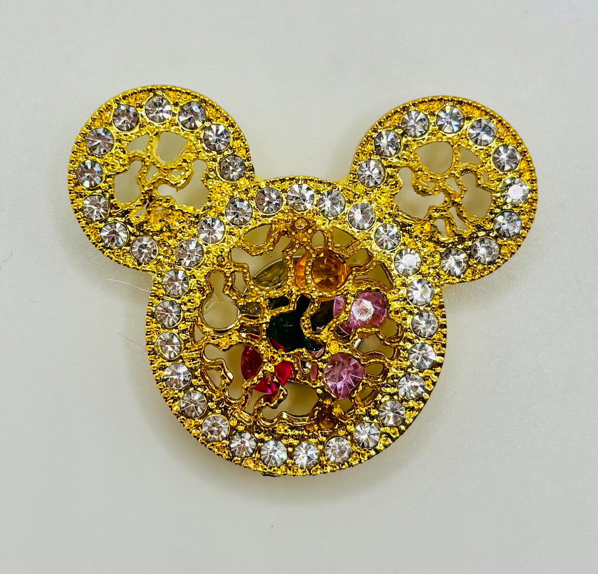 Beautiful Gold and Crystal M. Mouse Head Needle Minder — white background