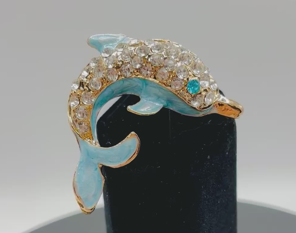 Lovely Crystal Blue Dolphin Needle Minder