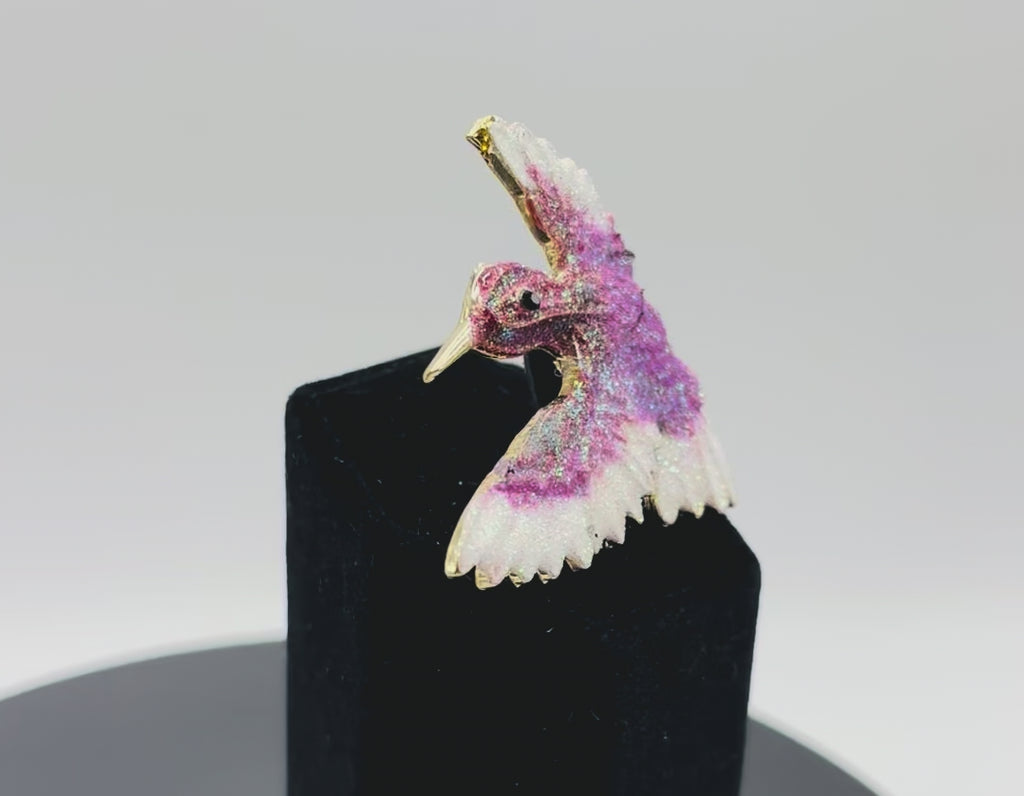 Pretty Lavender and White Glittery Hummingbird Needle Minder