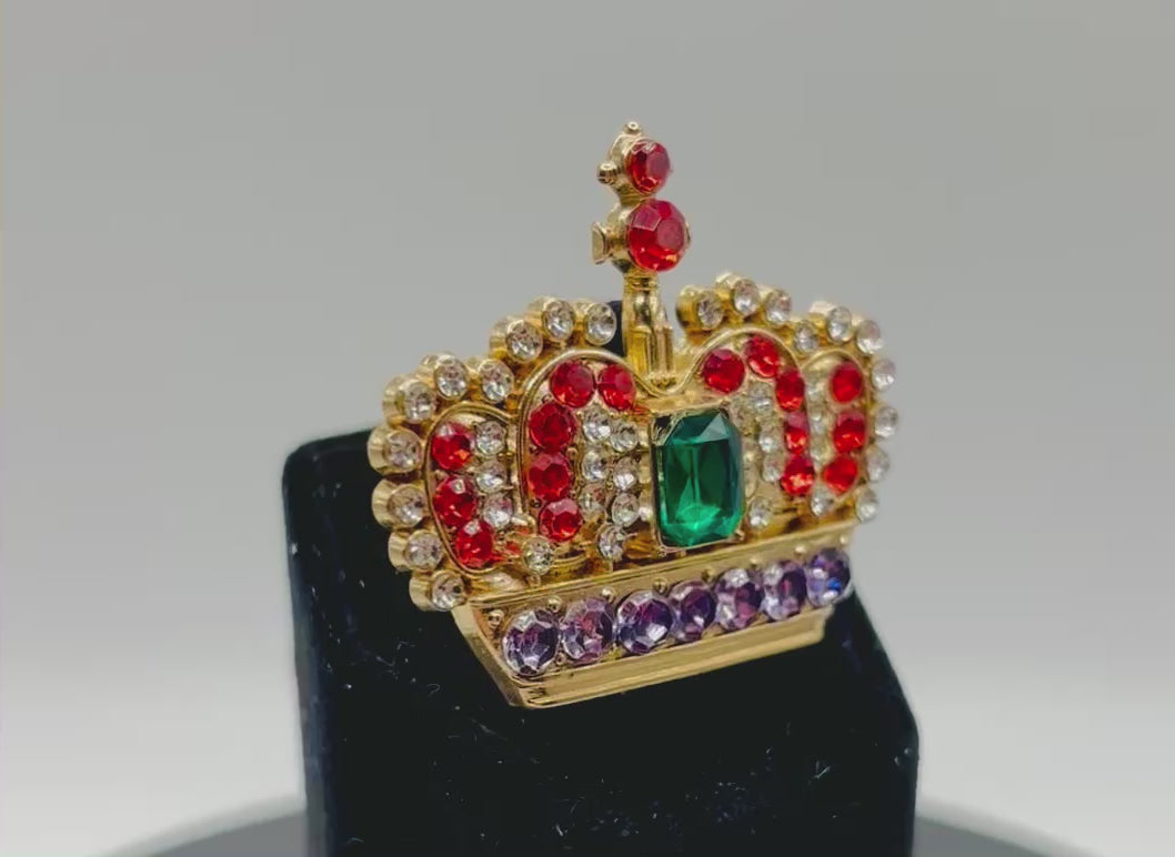 Stunning Crystal Crown Needle Minder