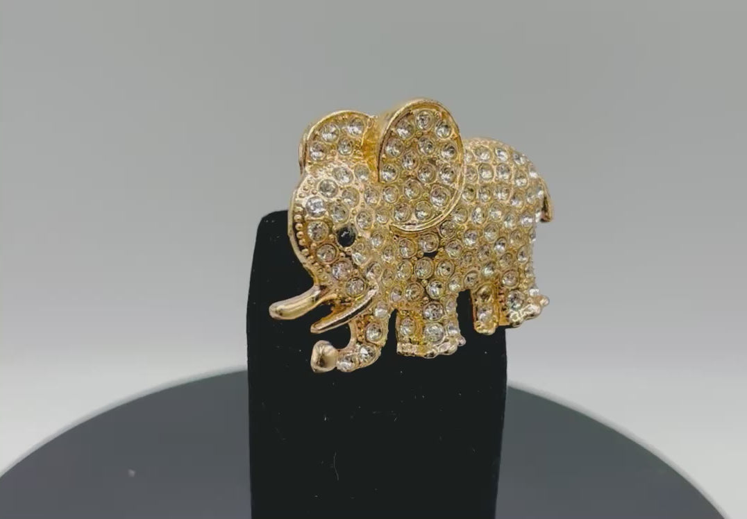 Lovely Crystal Elephant Needle Minder