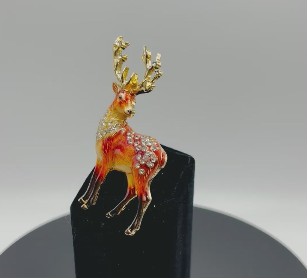 Jeweled Buck Deer Needle Minder