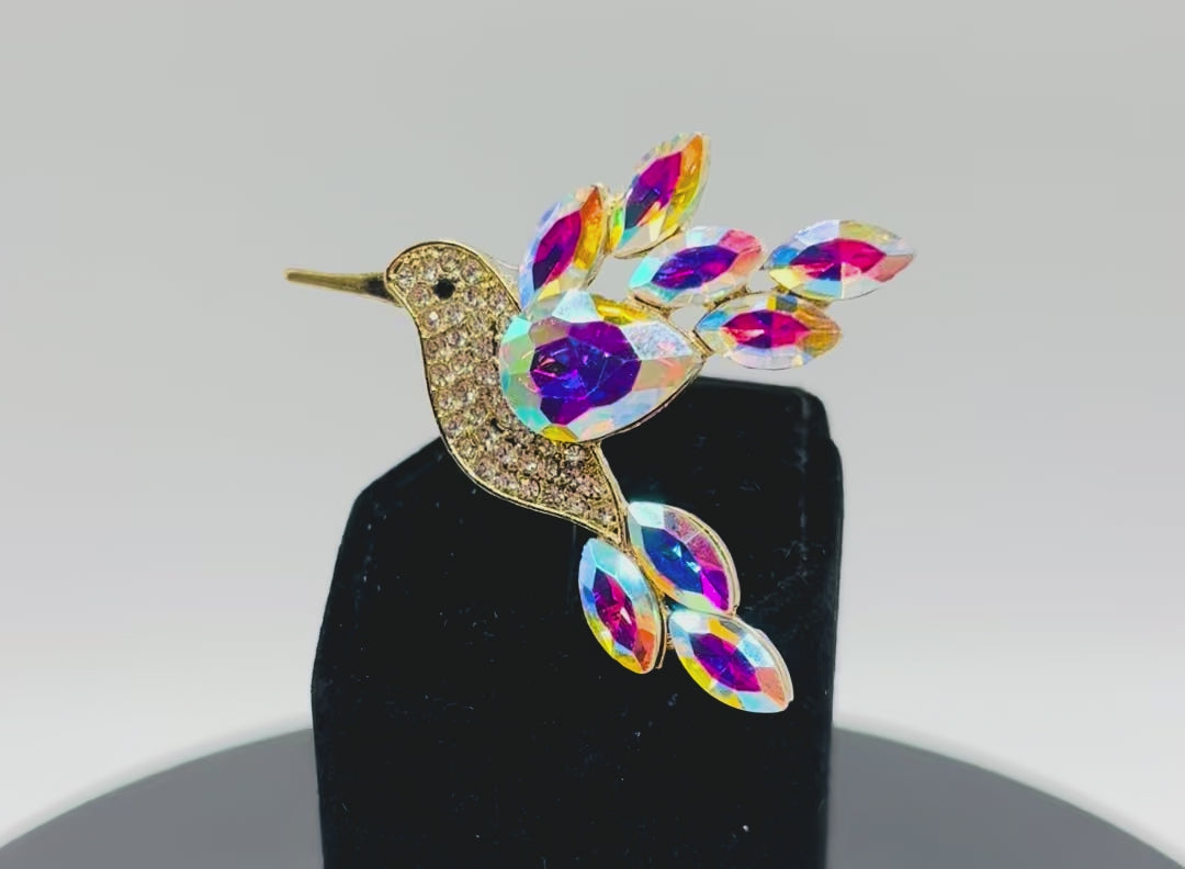 Beautiful Crystal Opalescent Hummingbird Needle Minder