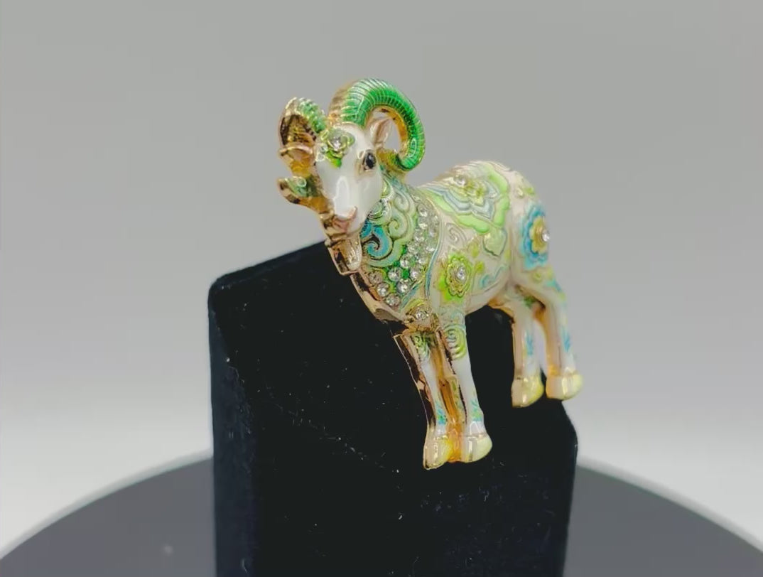 Gorgeous Green Floral Goat Needle Minder