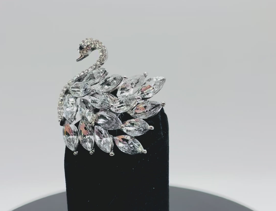 Stunning Crystal Swan Needle Minder